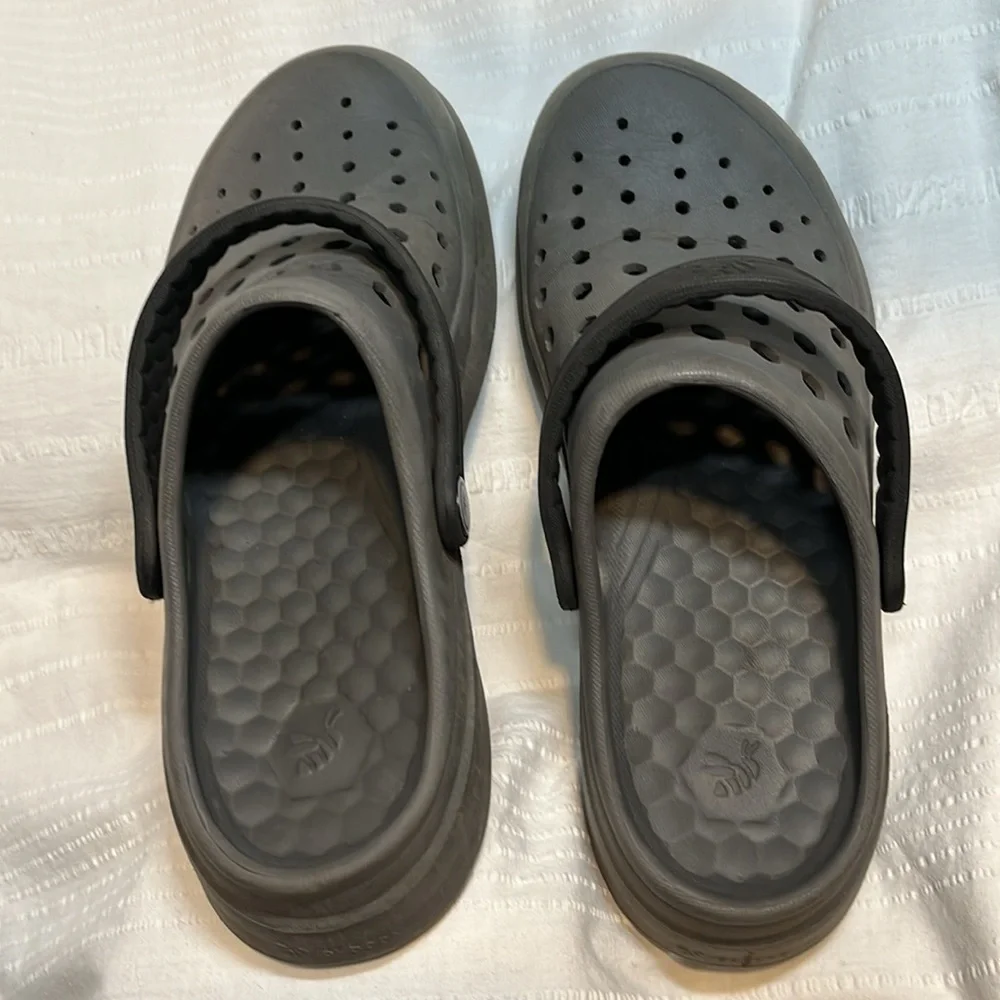 Joybees Kids Waterproof SANDALS Clogs J 5 Gray